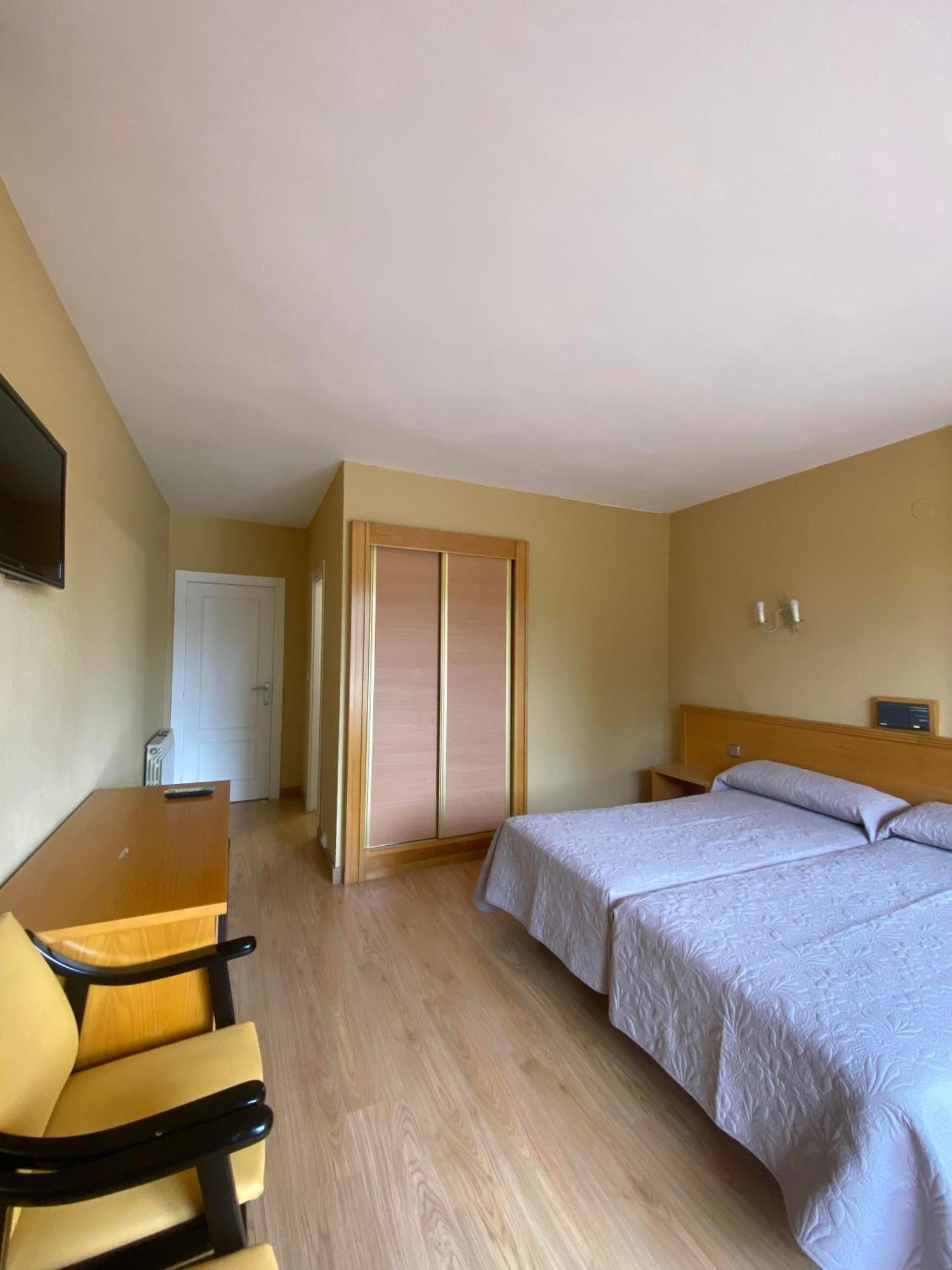 Hotel Zenit Mar Noja Exteriör bild